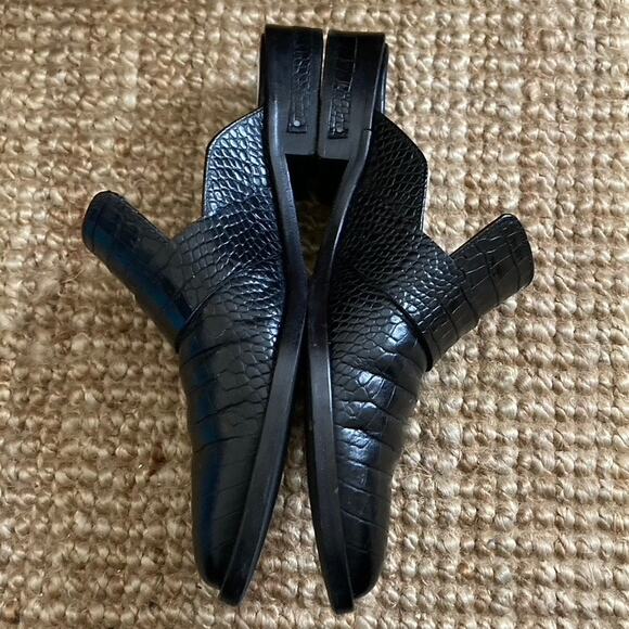 Freda Salvador “Keen” Black Croc-Print Leather Mule Flats - Picture 8 of 9